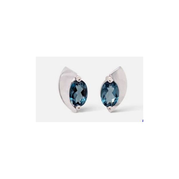 Earrings Sterling Jewelers Wethersfield, CT