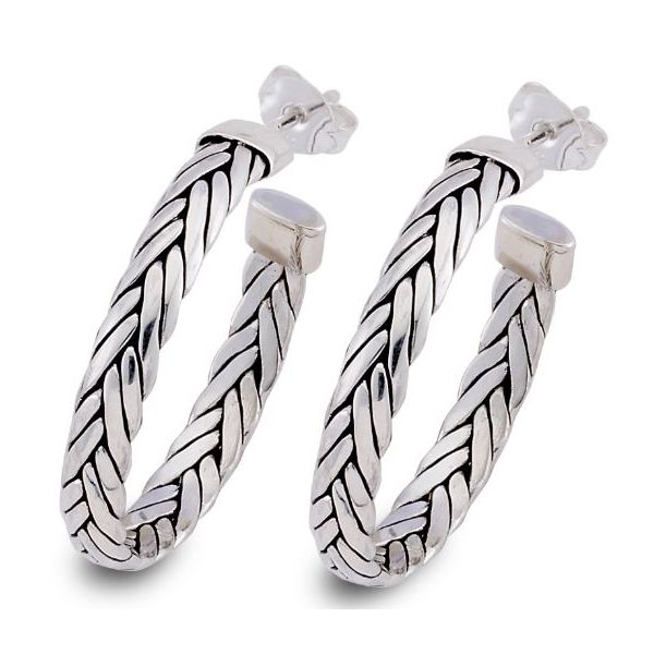 Earrings Sterling Jewelers Wethersfield, CT