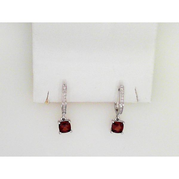 Earrings Sterling Jewelers Wethersfield, CT