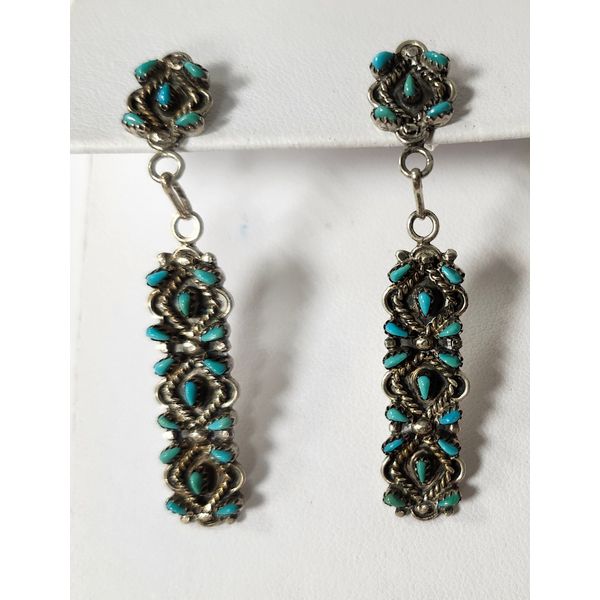 Earrings Sterling Jewelers Wethersfield, CT