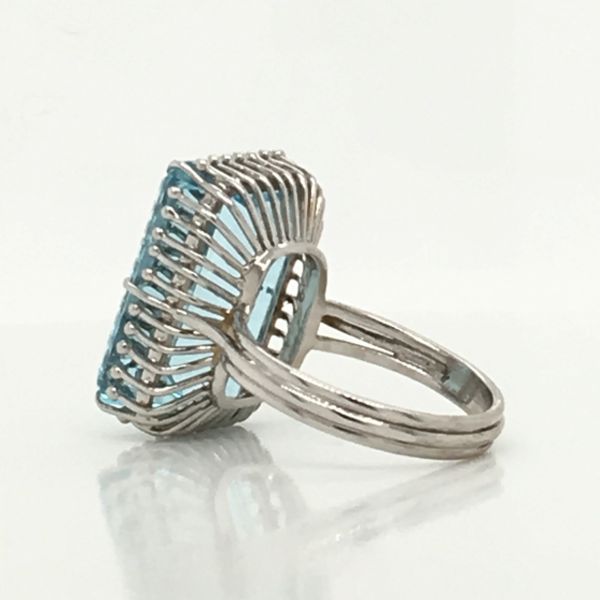 Aquamarine Ring Image 3 Simones Jewelry, LLC Shrewsbury, NJ