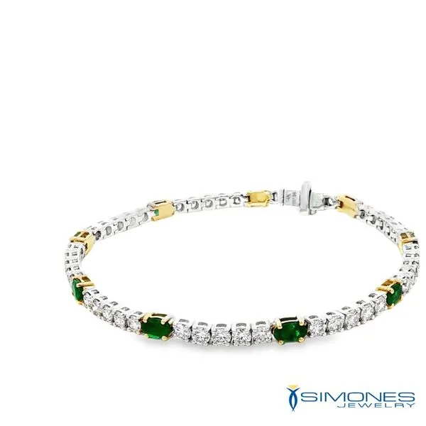 Diamond & Emerald Bracelet Image 2 Simones Jewelry, LLC Shrewsbury, NJ