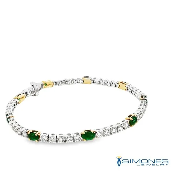 Diamond & Emerald Bracelet Image 3 Simones Jewelry, LLC Shrewsbury, NJ