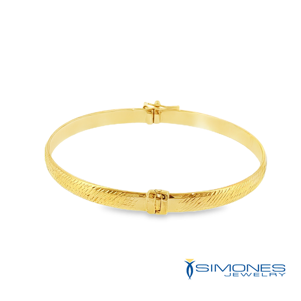 14K yellow Bangle Bracelet Image 4 Simones Jewelry, LLC Shrewsbury, NJ