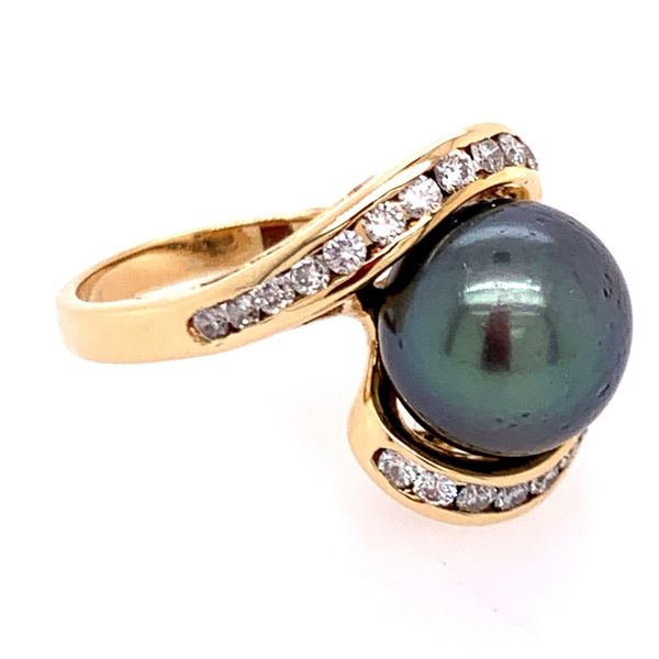 Tahitian Pearl Ring Image 4 Simones Jewelry, LLC Shrewsbury, NJ