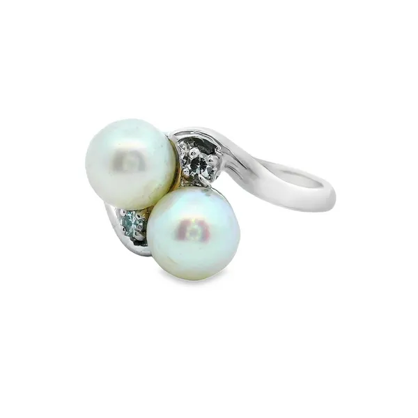 Estate Ring Image 3 Simones Jewelry, LLC Shrewsbury, NJ