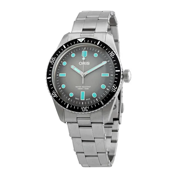 Divers Sixty-Five