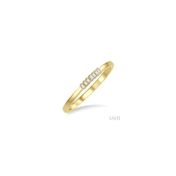 ASHI 10K Yellow Gold Diamond Fashion Ring Steve Lennon & Co Jewelers  New Hartford, NY