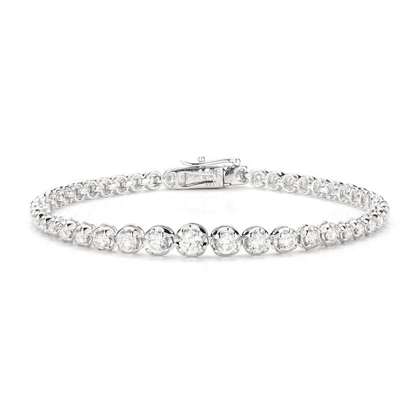 S, Lennon Classic 14KT WG 4 Prong Graduated Diamond Tennis Bracelet with 32 Round Diamonds =  4.0TCW Image 2 Steve Lennon & Co Jewelers  New Hartford, NY