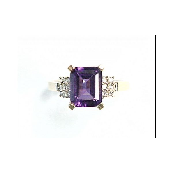 14KY Diamond and Sapphire Ring Steve Lennon & Co Jewelers  New Hartford, NY