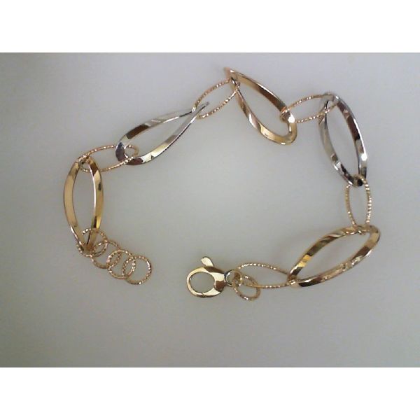 Gold Bracelet Smith Jewelers Franklin, VA