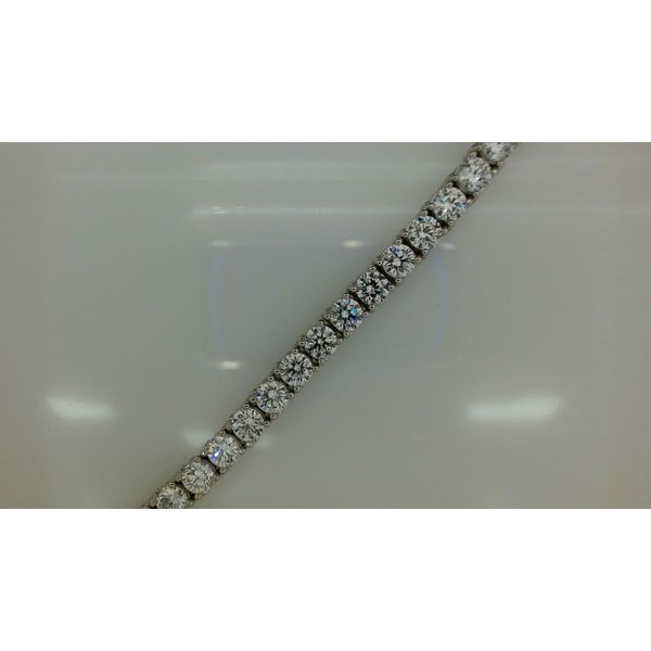 LAB GROWN DIA BRACELET Snyder Jewelers Longmont, CO