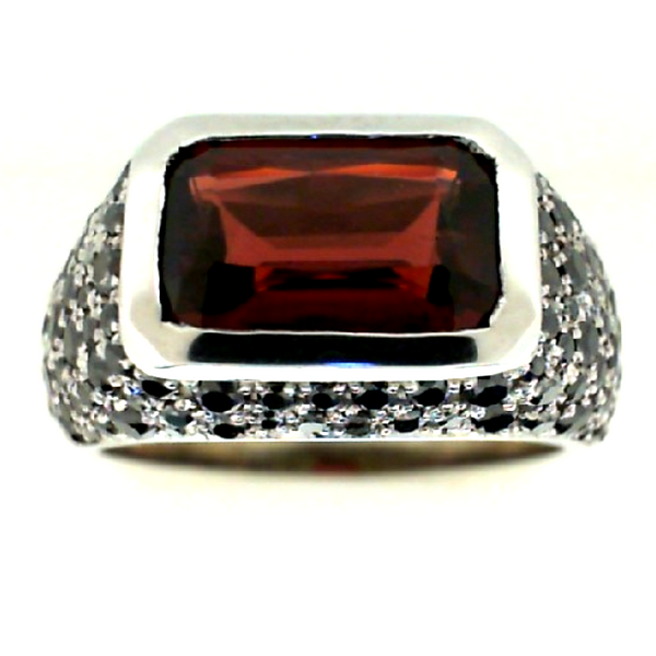 001-205-00002 Snyder Jewelers Longmont, CO