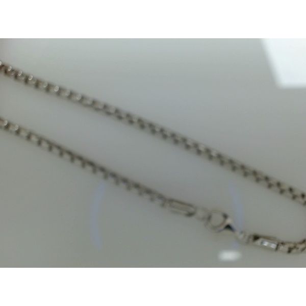 Chain Snyder Jewelers Longmont, CO