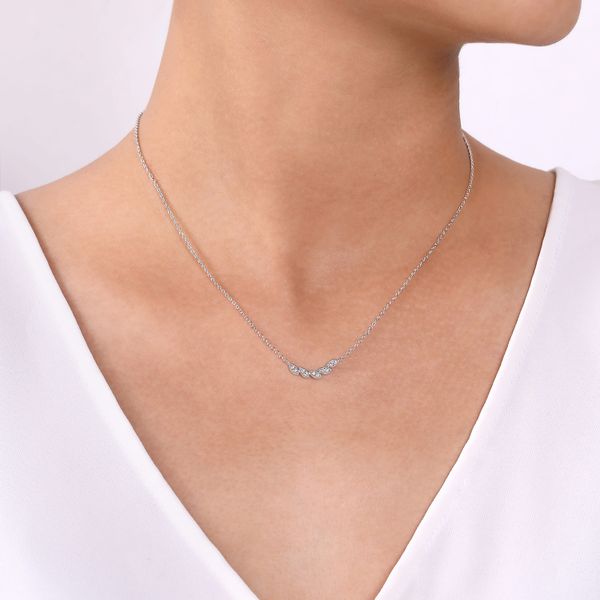 Diamond Necklace Image 2 Spath Jewelers Bartow, FL