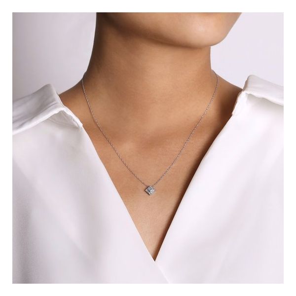 Diamond Necklace Image 3 Spath Jewelers Bartow, FL