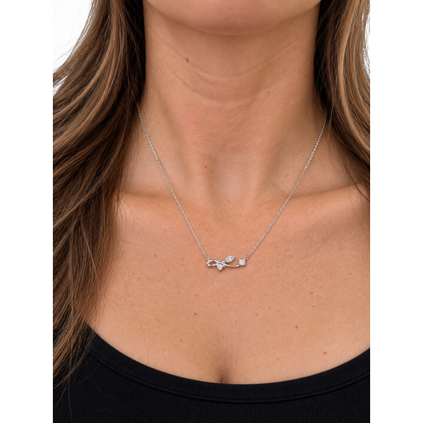 Diamond Necklace Image 2 Spath Jewelers Bartow, FL