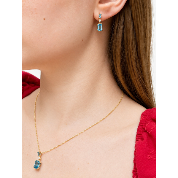 Gemstone Necklace Image 3 Spath Jewelers Bartow, FL
