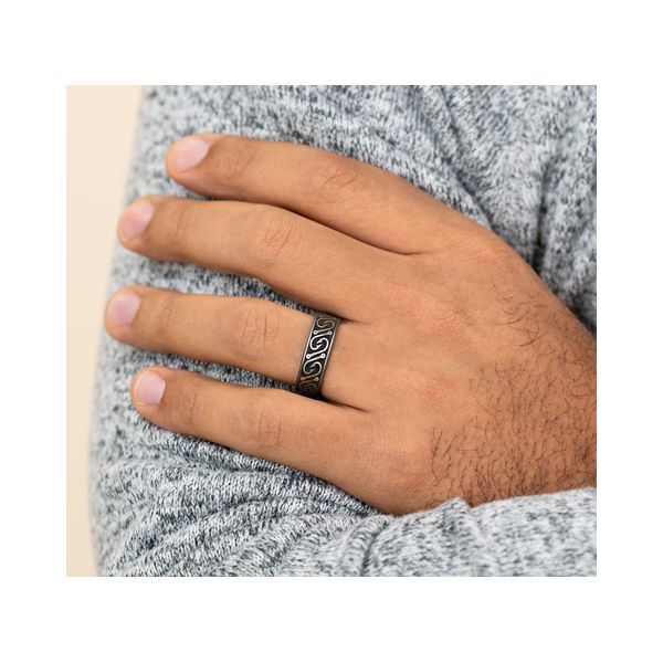 Men's Alternative Wedding Band Image 3 Spath Jewelers Bartow, FL