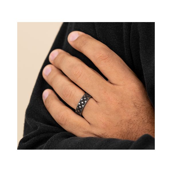 Men's Alternative Wedding Band Image 3 Spath Jewelers Bartow, FL