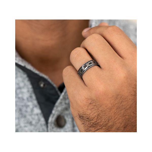 Men's Alternative Wedding Band Image 3 Spath Jewelers Bartow, FL