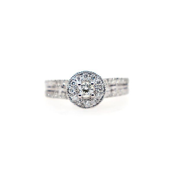 0.75tw Utwo Diamond Halo Engagement Ring Spicer Cole Fine Jewellers and Spicer Fine Jewellers Fredericton, NB
