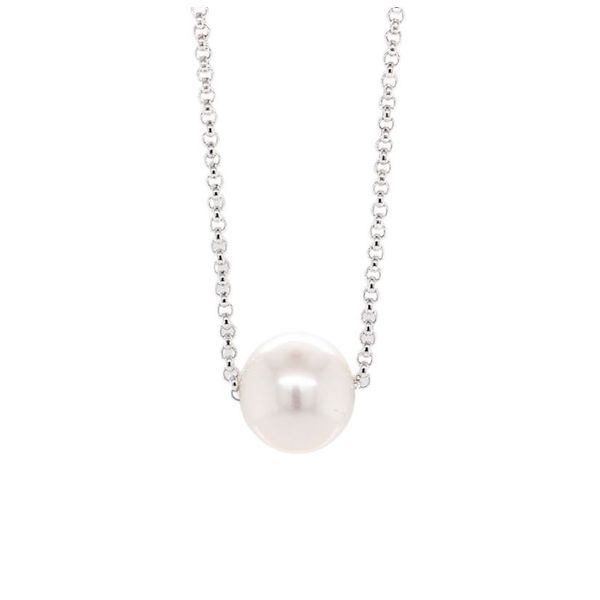 Single Fresh Water Pearl Necklace Spicer Cole Fine Jewellers and Spicer Fine Jewellers Fredericton, NB