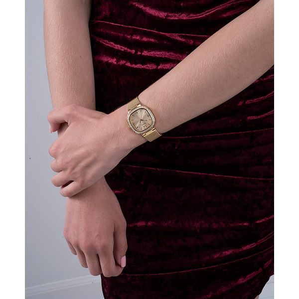 Guess Tapestry Gold-Tone Mesh Analog Watch Image 2 Spicer Cole Fine Jewellers and Spicer Fine Jewellers Fredericton, NB