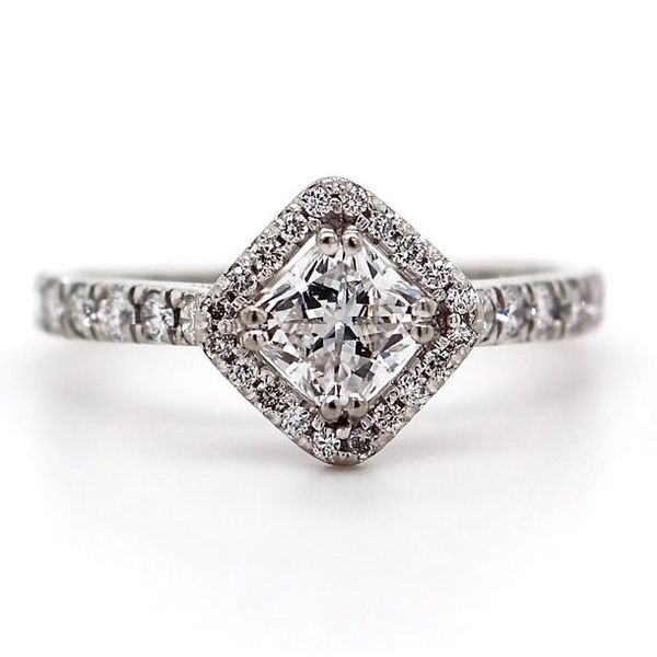 Estate Ring Spicer Cole Fine Jewellers and Spicer Fine Jewellers Fredericton, NB