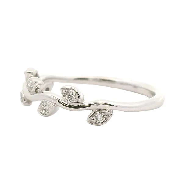 14K White Gold Diamond Wedding Band