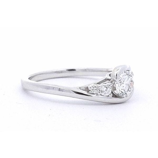 14kt White Gold Bezel Engagement Ring Image 3 Stambaugh Jewelers Defiance, OH