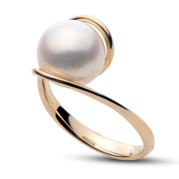 9.5-10mm Freshwater Twist Pearl Ring in 14 Karat Yellow Gold Stambaugh Jewelers Defiance, OH