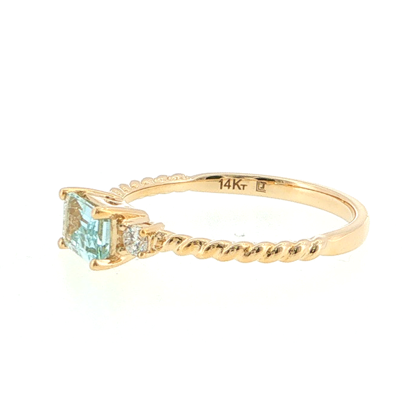 Colored Stone Fashion Ring Image 3 Stambaugh Jewelers Defiance, OH