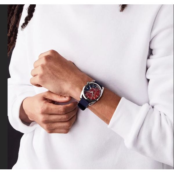 Men's Citizen Watch Image 3 Stambaugh Jewelers Defiance, OH