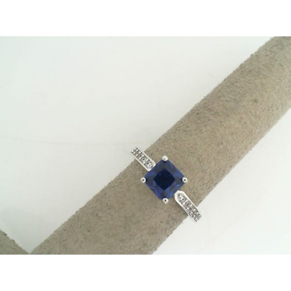 Ring Image 2 Storey Jewelers Gonzales, TX