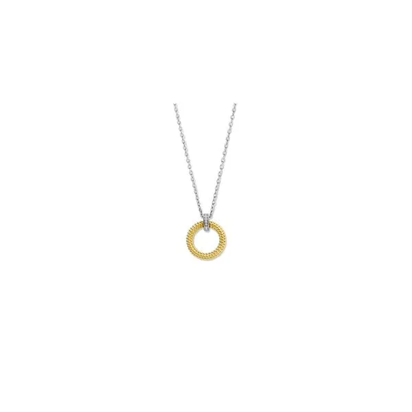 Pendant Studio D Jewelers Woodstock, IL