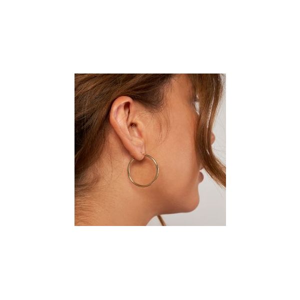 SVS Signature Polished Hoop Earrings 30 mm Image 2 SVS Fine Jewelry Oceanside, NY
