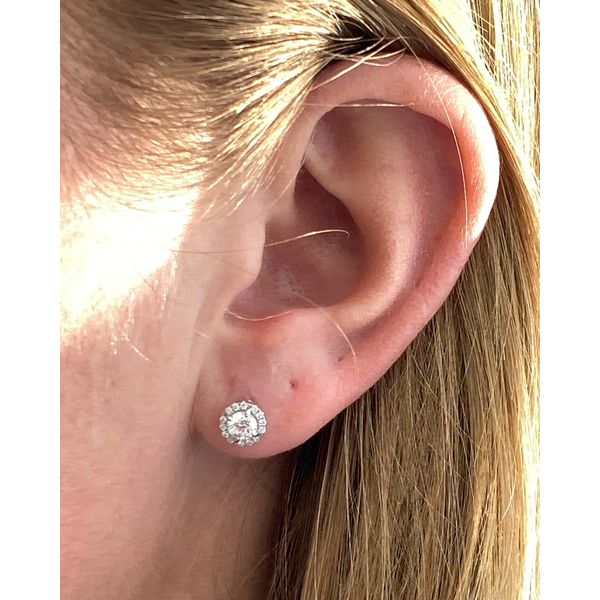 Forevermark Center of My Universe Diamond Studs, 0.71ctw Image 4 SVS Fine Jewelry Oceanside, NY