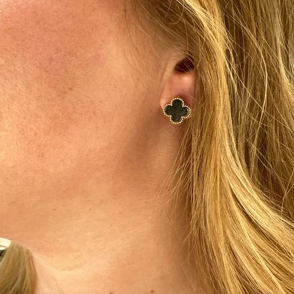 Clover Collection Onyx Studs Image 3 SVS Fine Jewelry Oceanside, NY