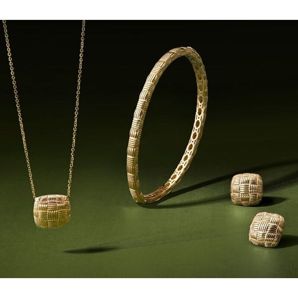 Yellow Gold Polished Cushion Basketweave On Chain Image 3 SVS Fine Jewelry Oceanside, NY
