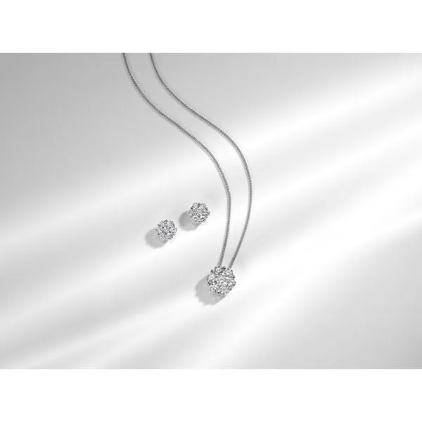 SVS Signature Diamond Bouquet Necklace, 0.14Cttw Image 2 SVS Fine Jewelry Oceanside, NY