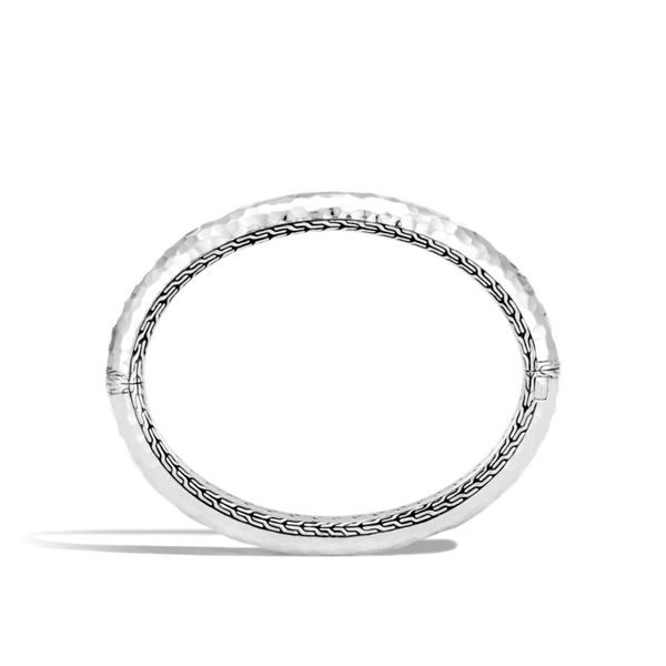 John Hardy Classic Chain Silver Hammered Oval Hinged Bangle Image 2 SVS Fine Jewelry Oceanside, NY