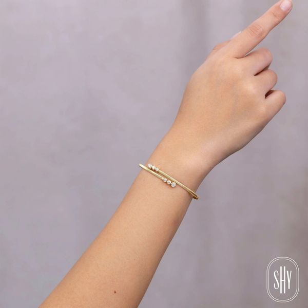 Shy Creation Yellow Gold Diamond Corelli Bezel Bangle Image 4 SVS Fine Jewelry Oceanside, NY