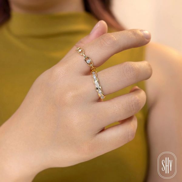 Shy Creation Yellow Gold Diamond Link Band Image 2 SVS Fine Jewelry Oceanside, NY