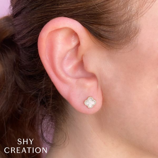 Shy Creation Yellow Gold Clover Earrings Image 2 SVS Fine Jewelry Oceanside, NY