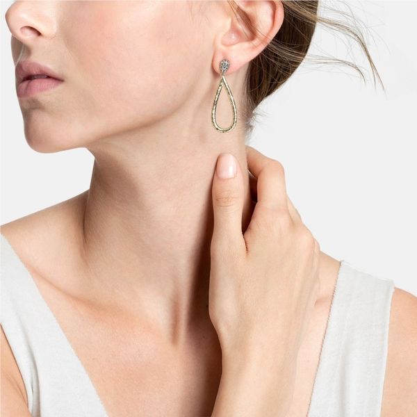 John Hardy Women's Classic Chain Hammered Gold & Silver Teardrop Earrings. Image 2 SVS Fine Jewelry Oceanside, NY