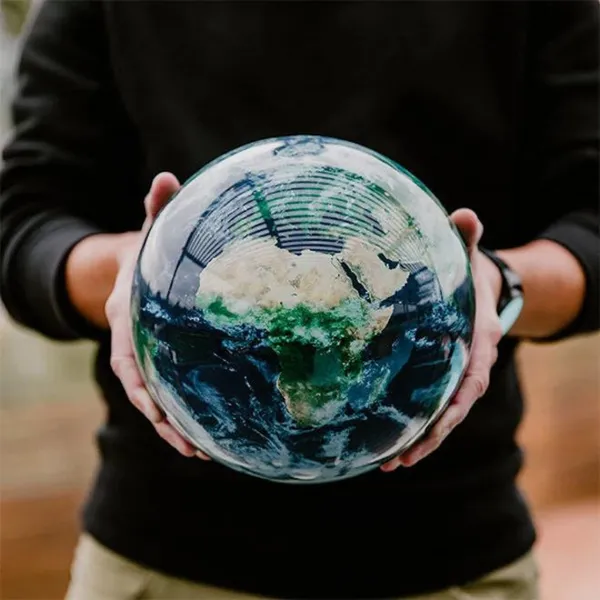 MOVA Earth With Clouds 8.5
