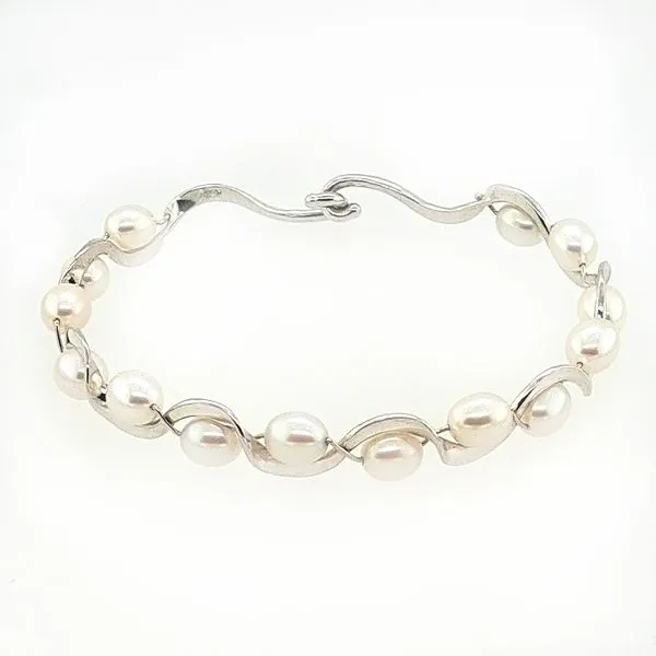 Hand Crafted Sterling Silver Ruffle Freshwater Pearl Bracelet Swede's Jewelers East Windsor, CT