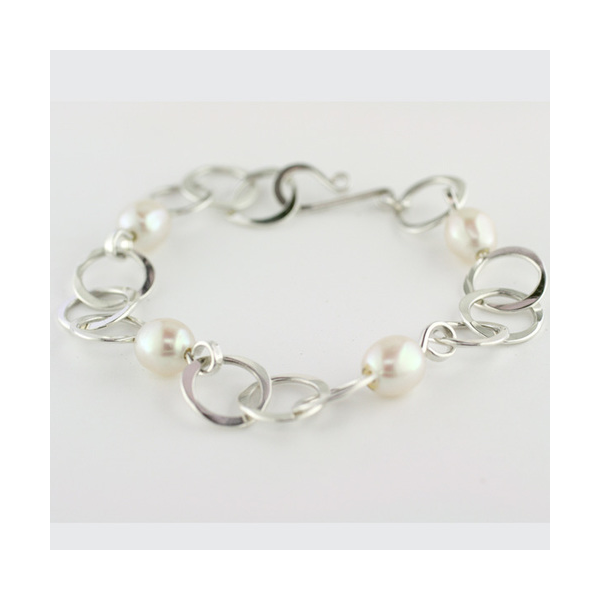 Bracelet Swede's Jewelers East Windsor, CT
