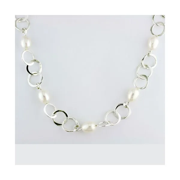 Silver Necklace Swede's Jewelers East Windsor, CT